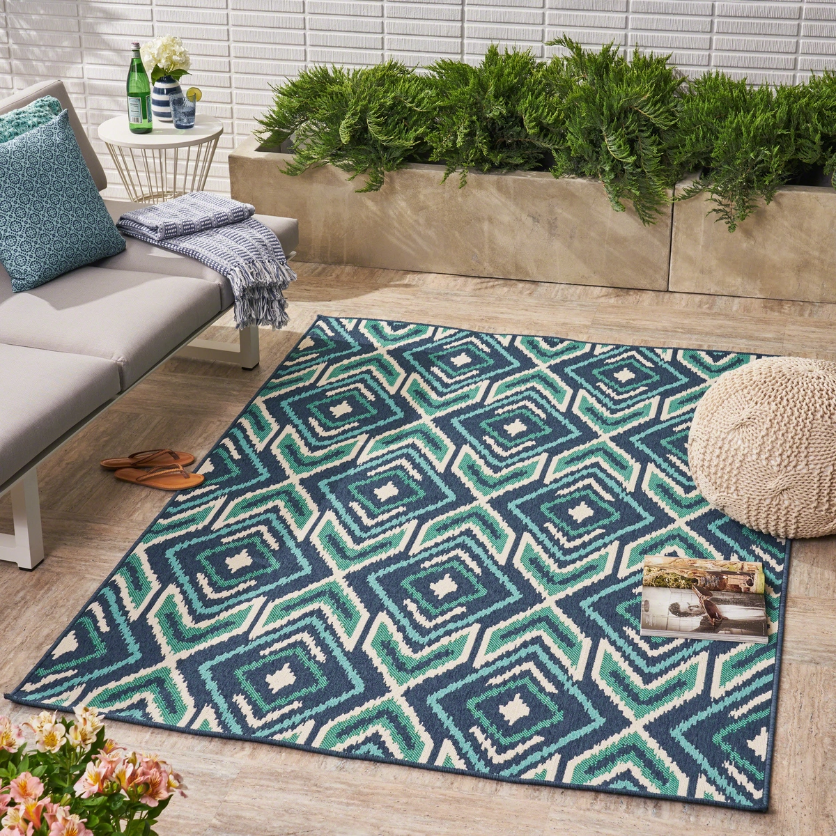 Why Lightweight Rugs Are the Smart Choice for Summer Homes - PinShop